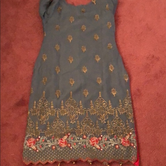 Jazmin chiffon grey red pakistani salwar kameez - Picture 4 of 6